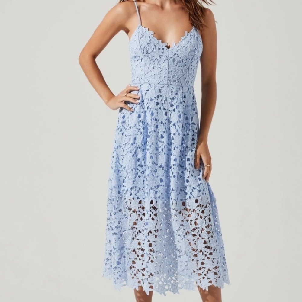ASTR the Label Periwinkle Blue Lace Fit & Flare Midi Dress S